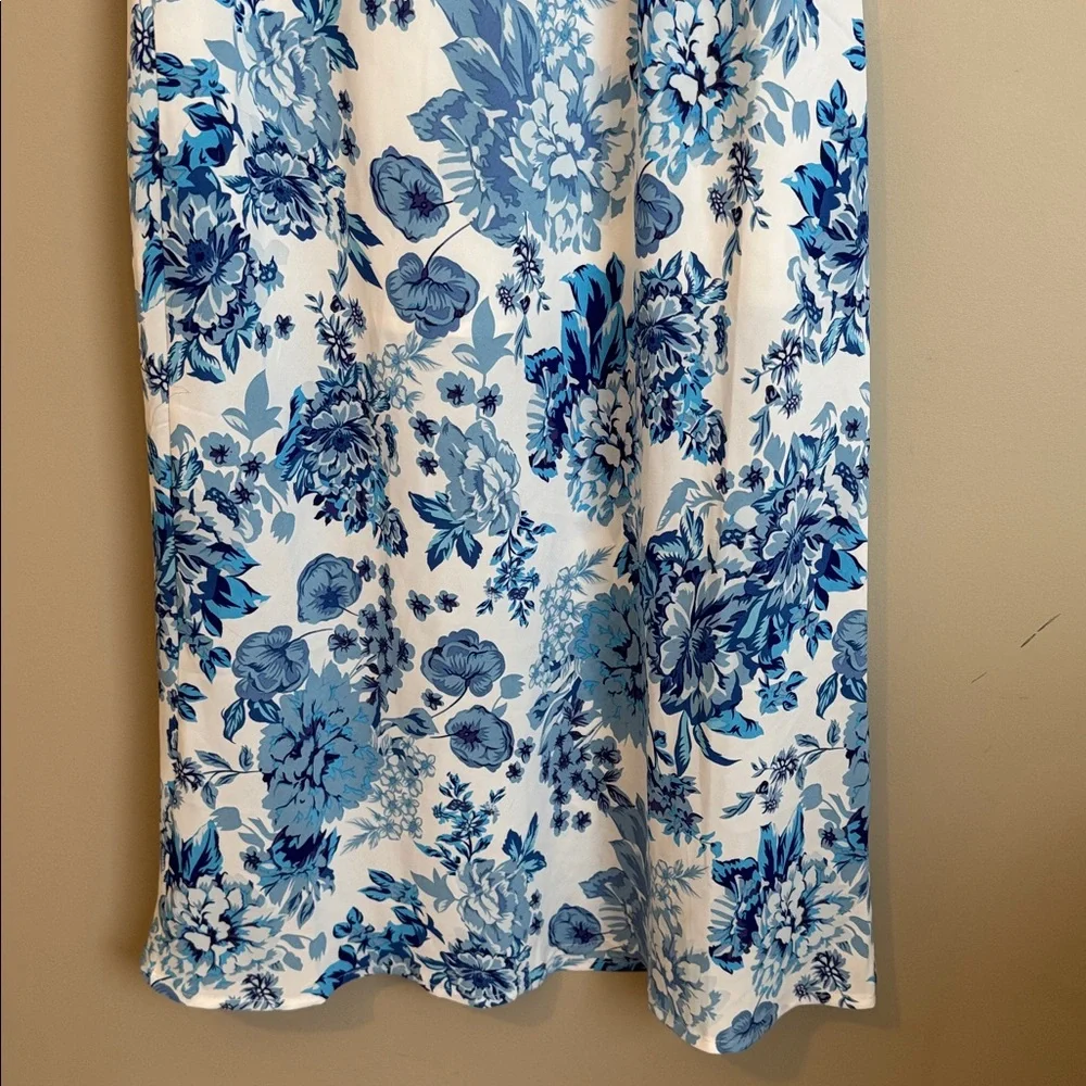 NWOT- Petal & Pup Yelena Dress, Blue, Size 4 - Picture 12 of 12